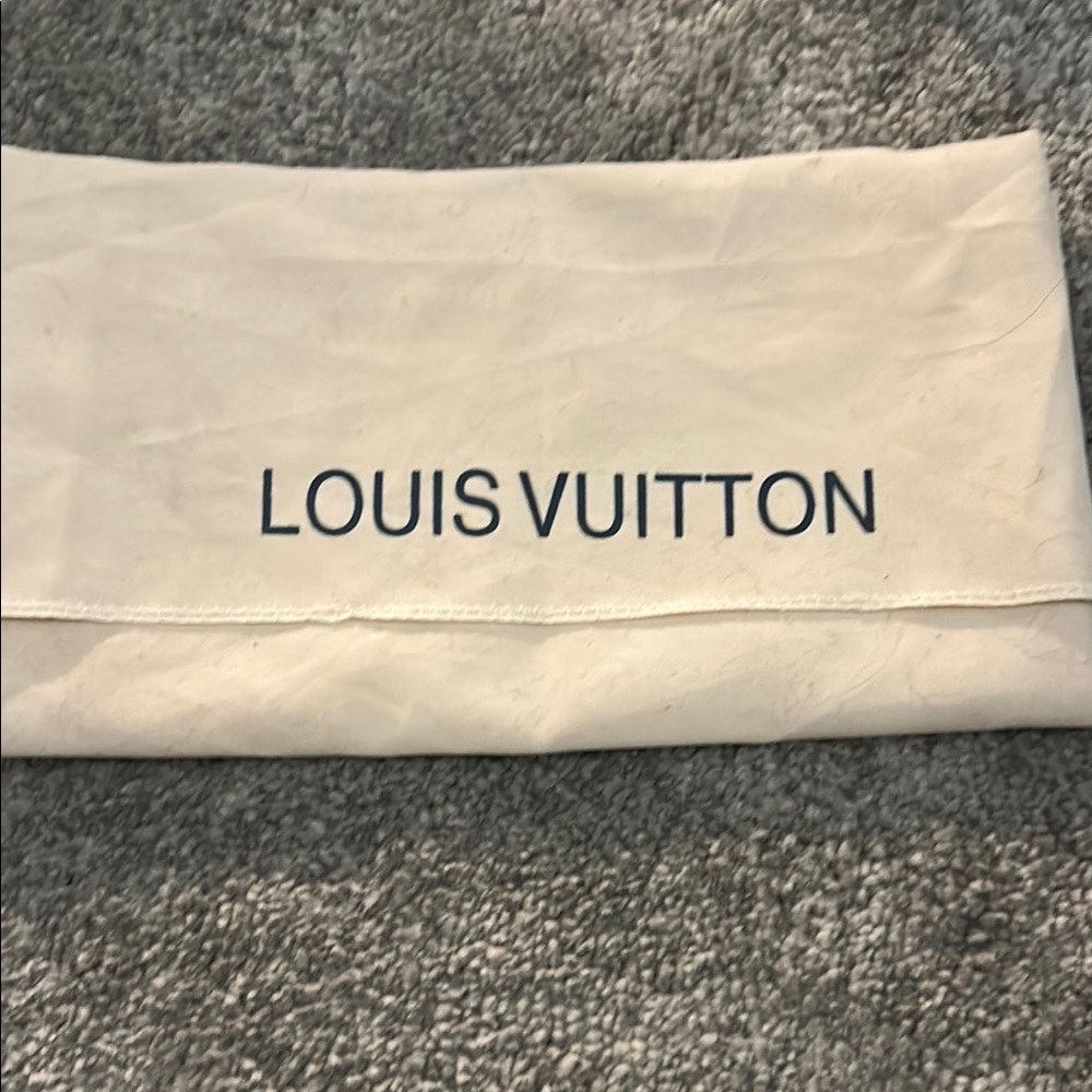 Louis Vuitton Cream Dust Bag